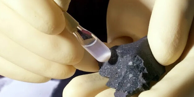 Naučnici pronašli šećer ribozu na meteoritima (ne, ne biste trebali lizati meteore)