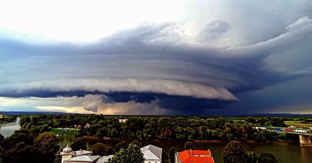 superćelijske oluje